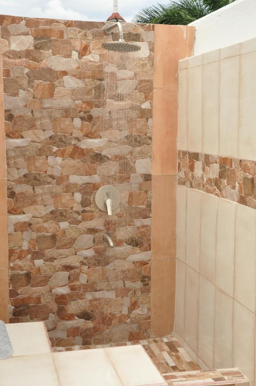 Beach Penthouse A25 Sandcastles Ocho Rios Dış mekan fotoğraf