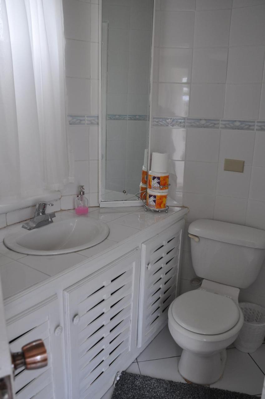 Beach Penthouse A25 Sandcastles Ocho Rios Dış mekan fotoğraf